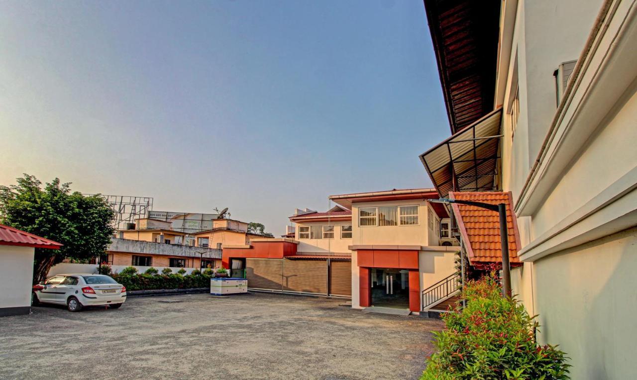 Treebo Prince Kottayam Ngoại thất bức ảnh